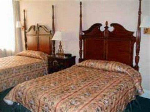 Q&c And Bar New Orleans, Autograph Collection