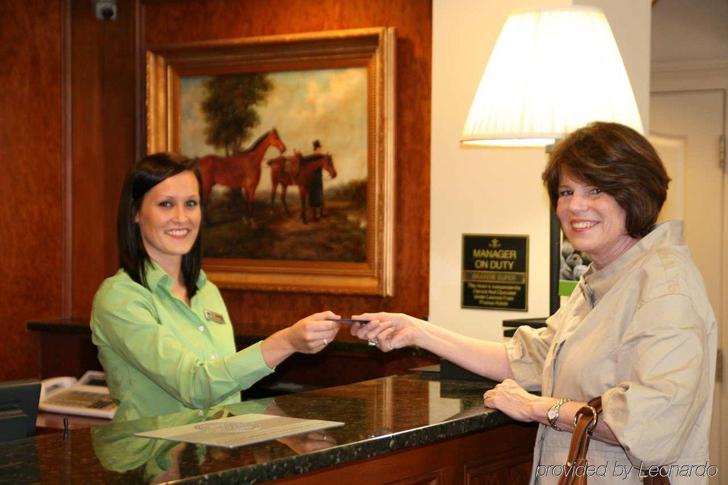 Hampton New Orleans/st.charles Ave Hotel 3*