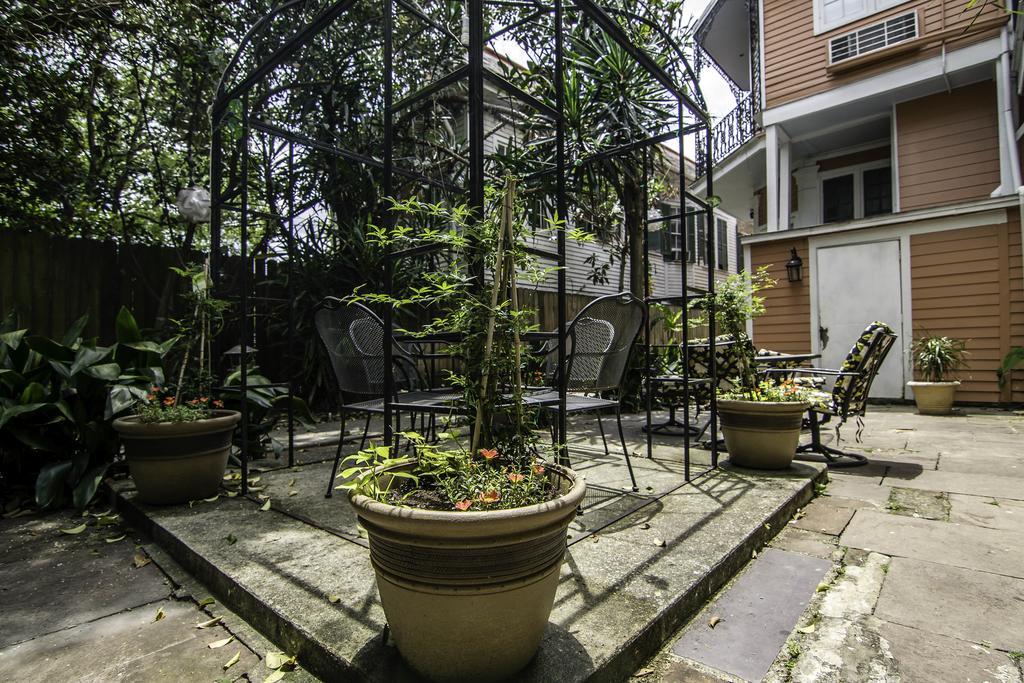 Rathbone Mansions 3*