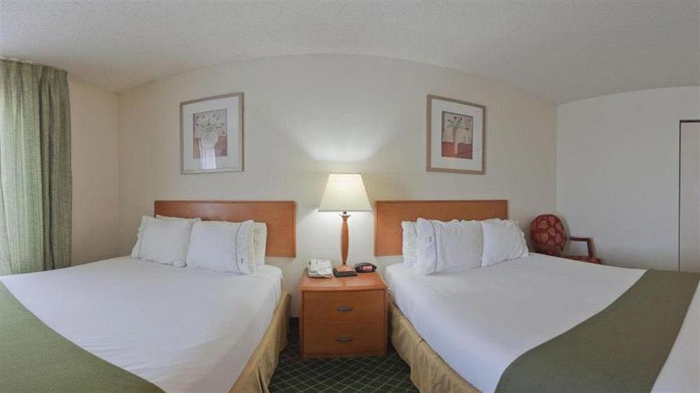 Hotel Express East By Ihg New Orleans