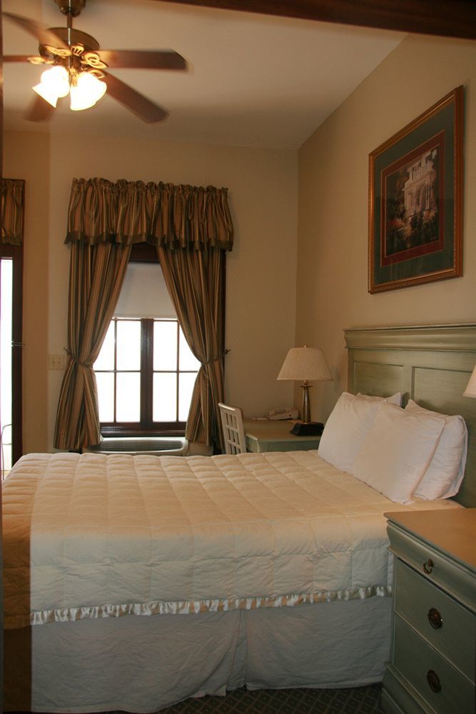 The Prytania Park 2*