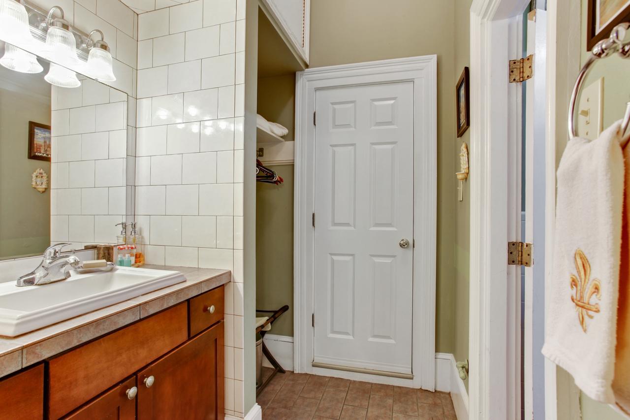 Chez Palmiers Bed & Breakfast New Orleans