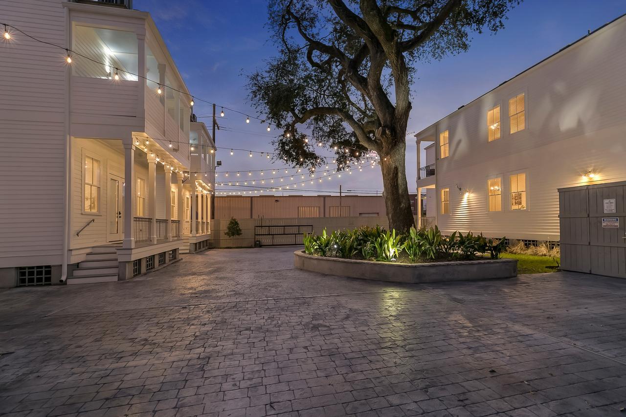Amazing 3br Off St Charles With Pool * New Orleans