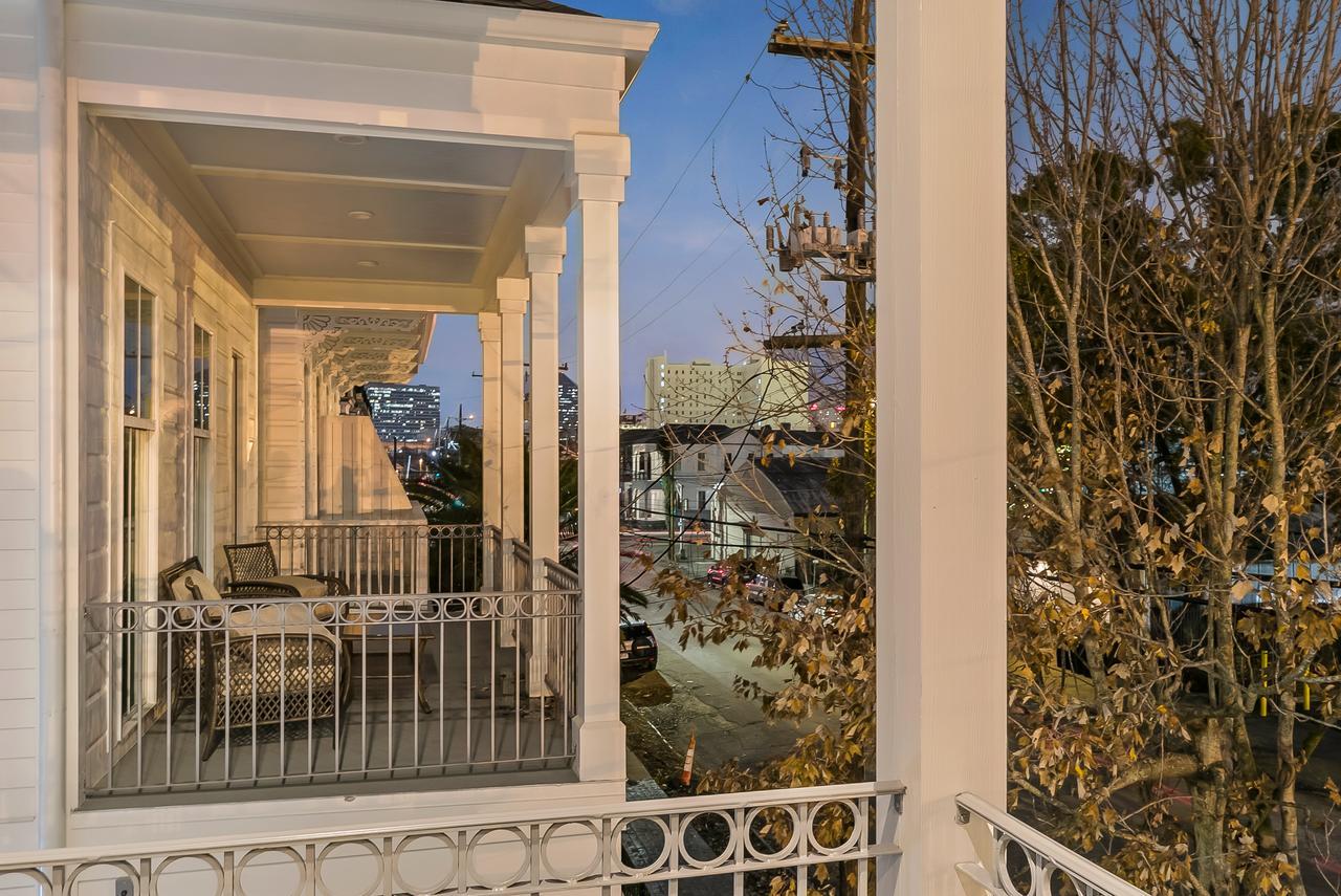 Amazing 3br Off St Charles With Pool New Orleans