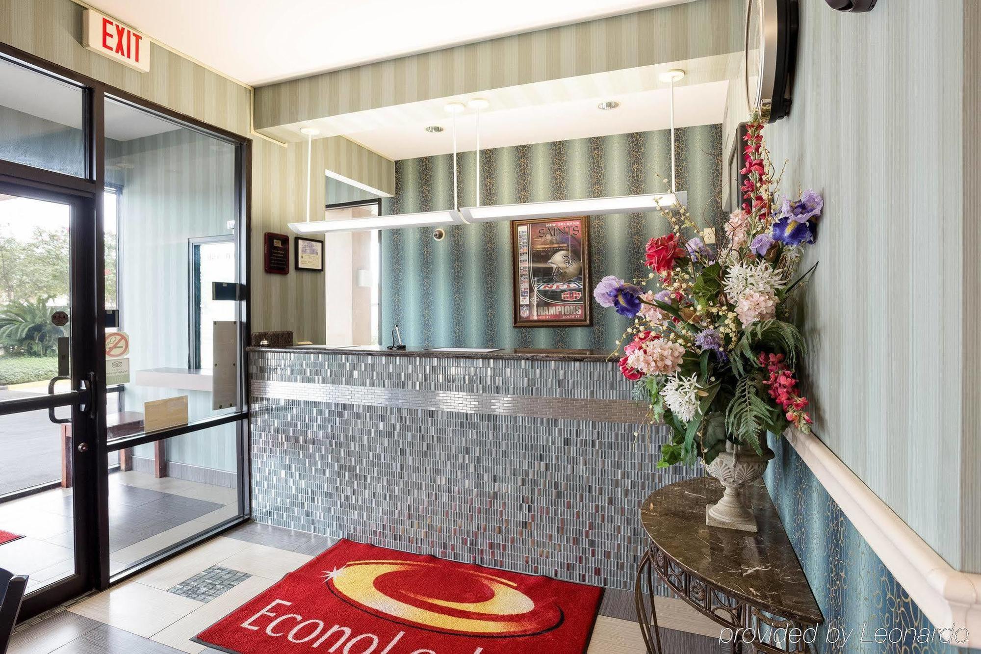 Rodeway & Gentilly Hotel 2*
