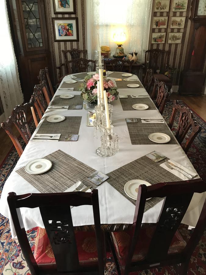 Rose Manor Bed & Breakfast