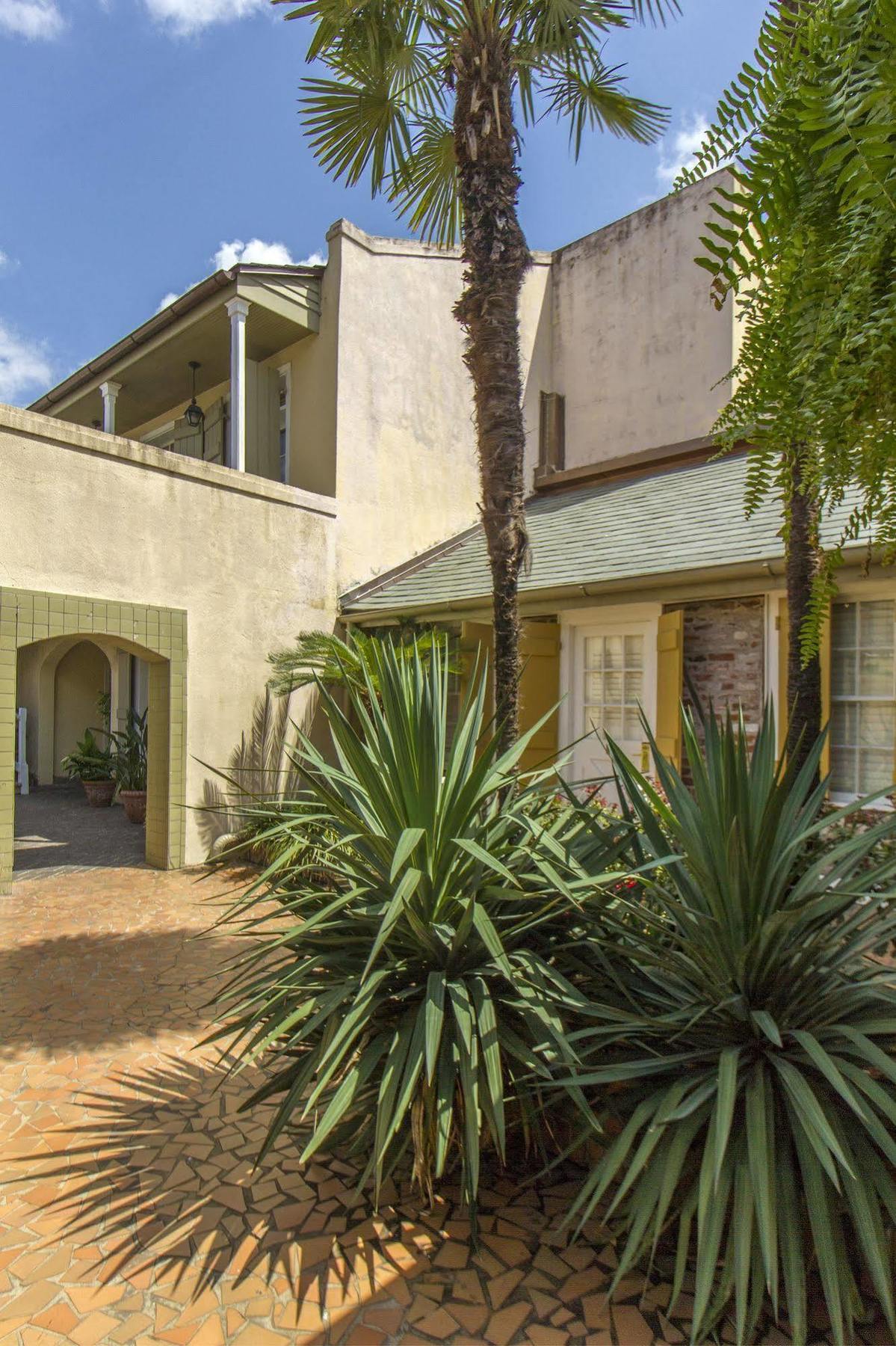 Dauphine Orleans New Orleans