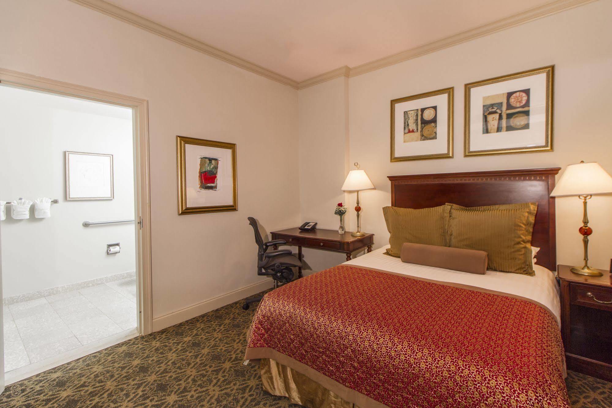 Hotel The Whitney 4*