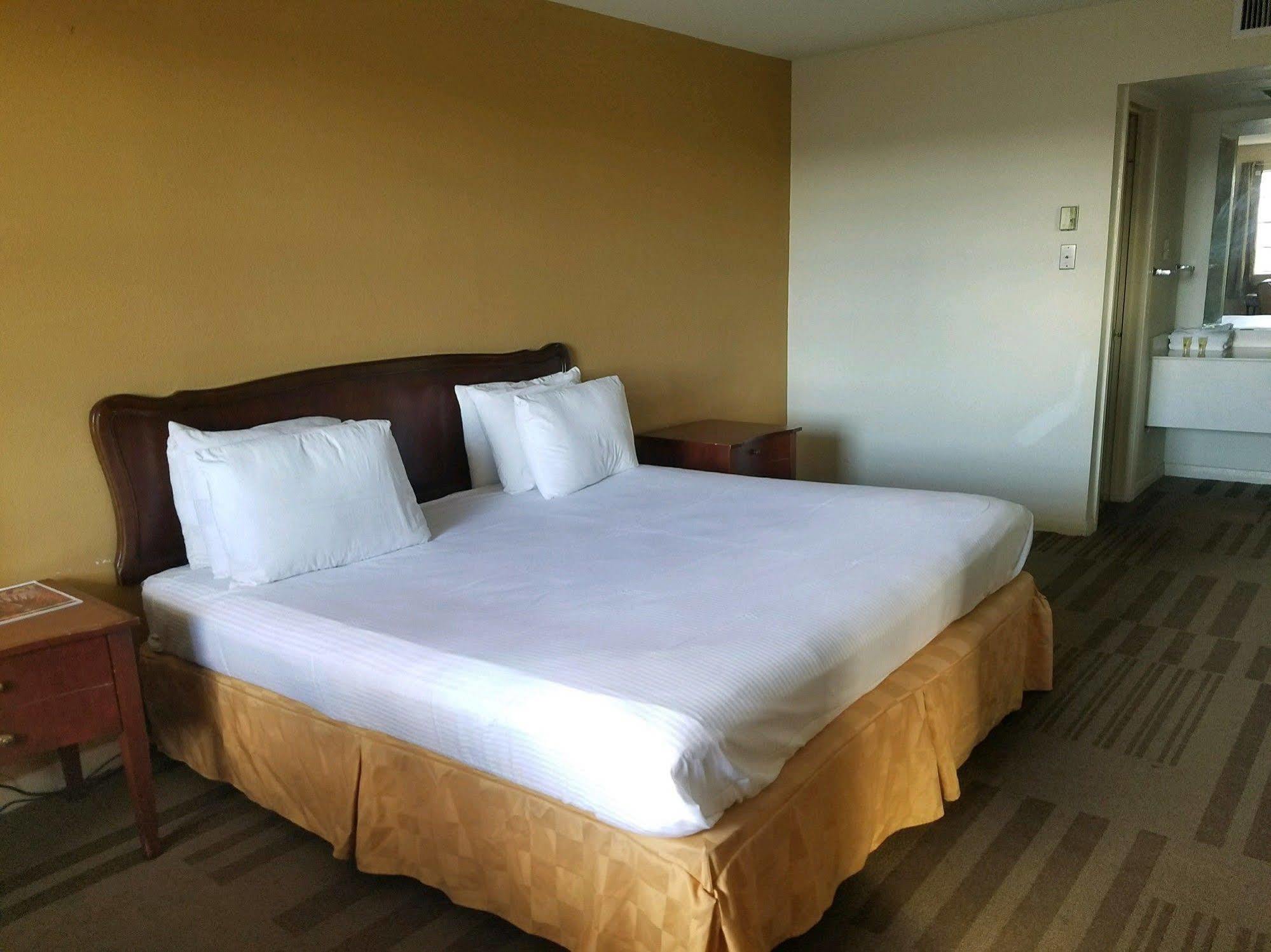 Midtown 2*