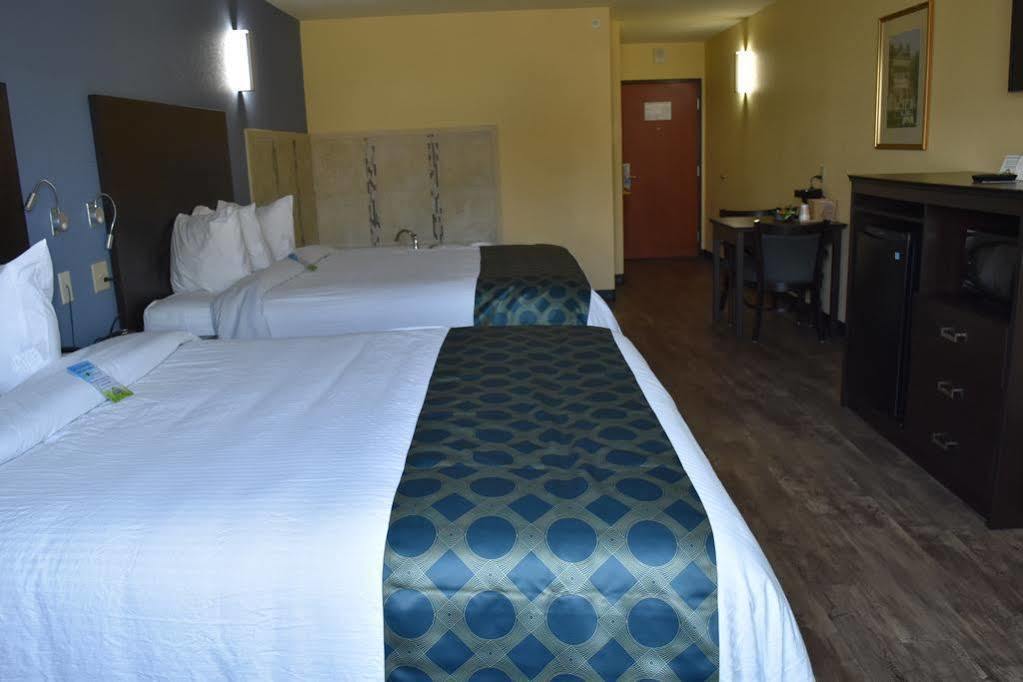 Days By Wyndham Pontchartrain Hotel New Orleans