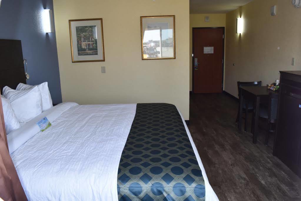 Days By Wyndham Pontchartrain