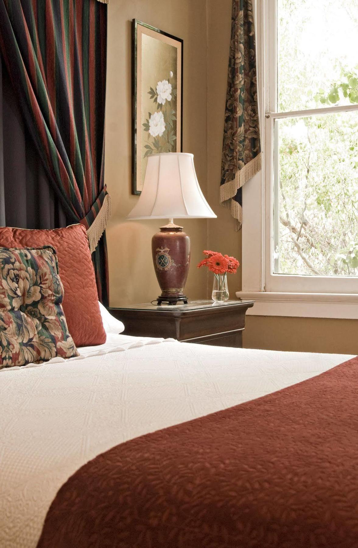 Southern Comfort 3*
