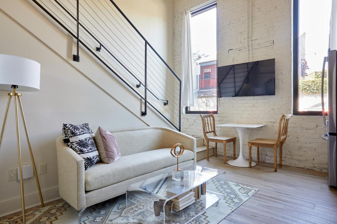 Sonder The Esplanade Hotel