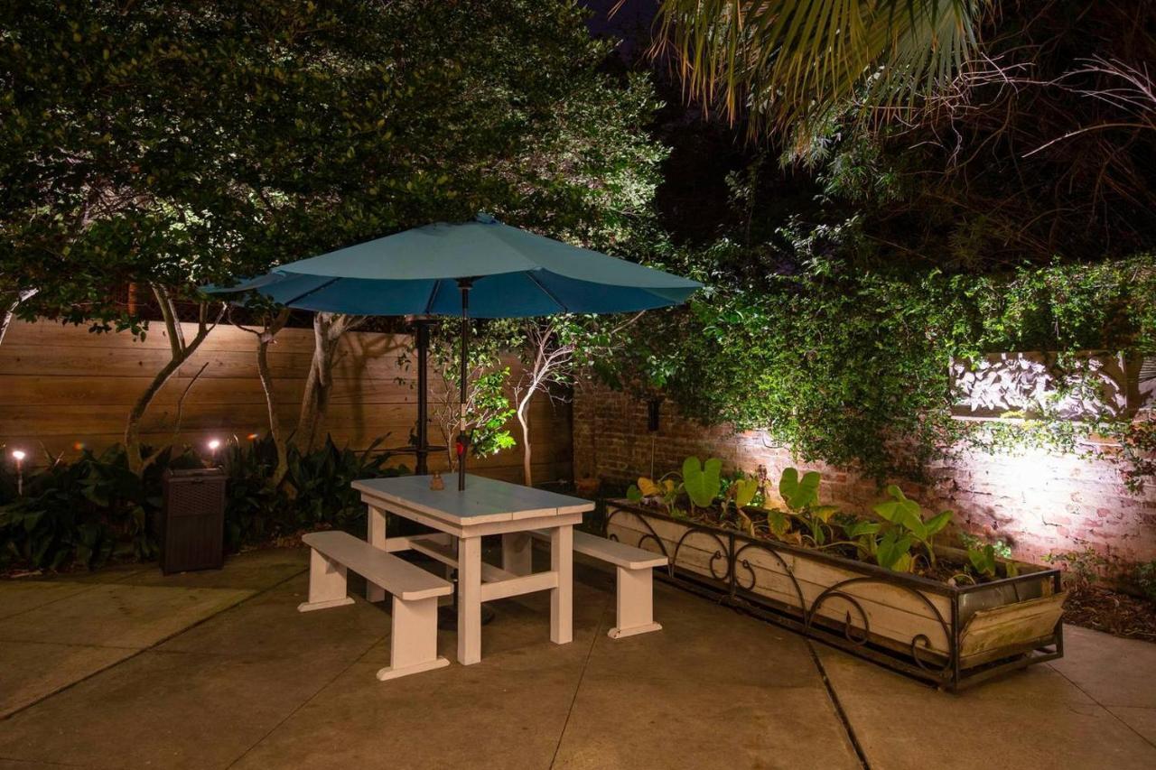 4 Bedroom - Sleeps 8! Celebrity Next To Frenchman St Inn