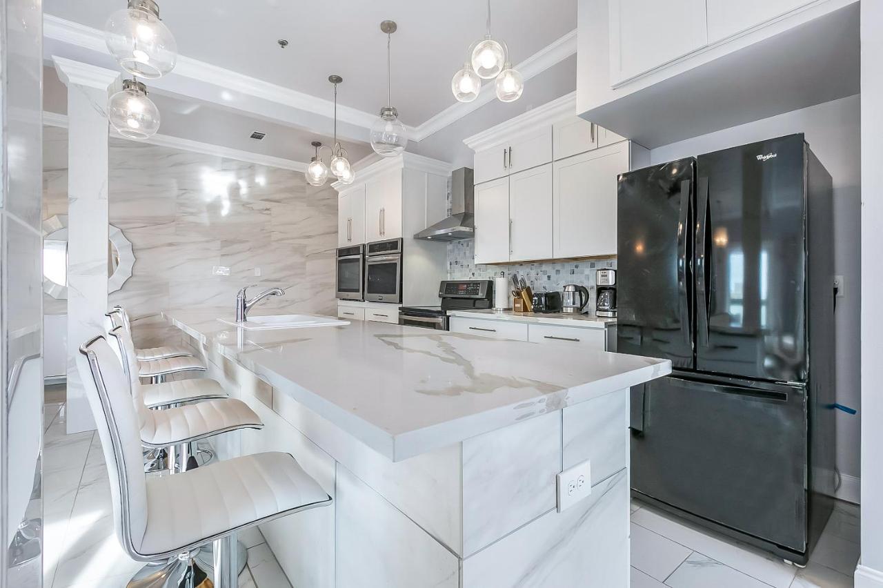 Stunning Penthouse In The Heart Of The New Orleans