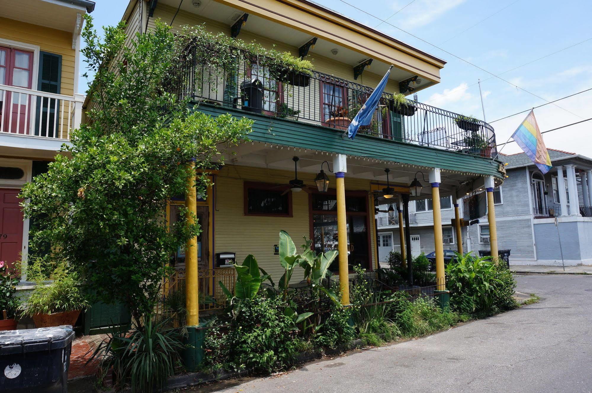 Bed & Breakfast Balcony