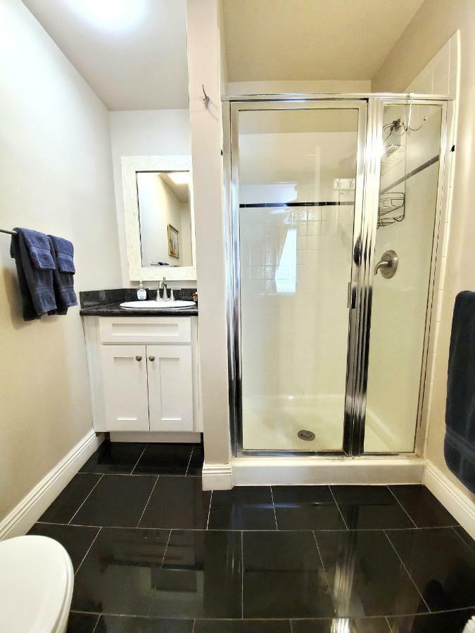 Lions Bed & Breakfast 3*