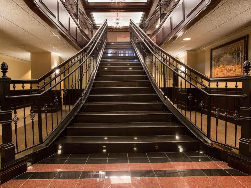 Drury Plaza Hotel
