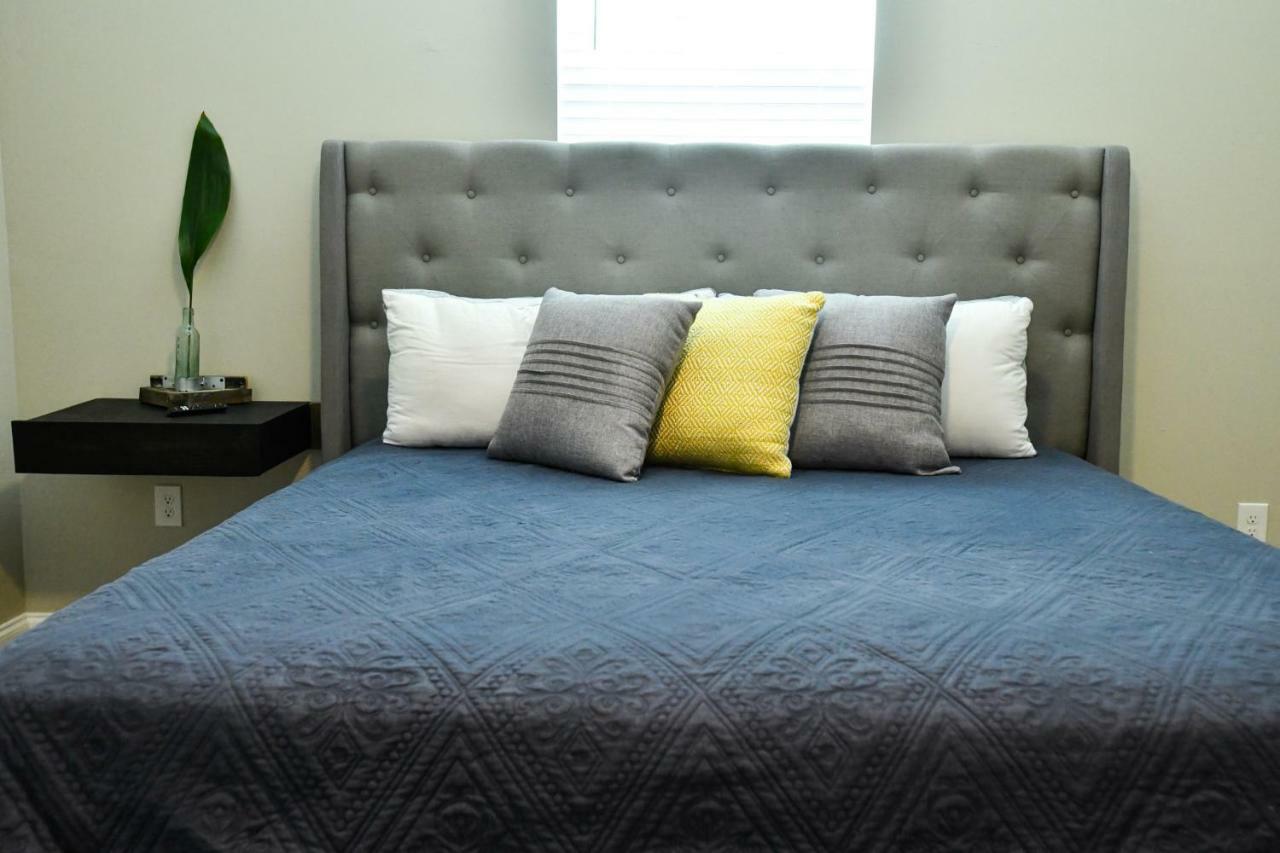 Esplanade Magic 4 *