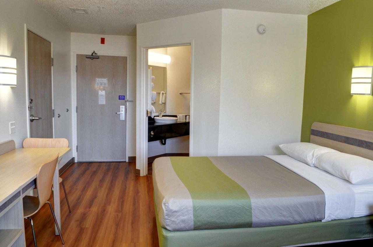 Hotel Motel 6-New Orleans, La 2*