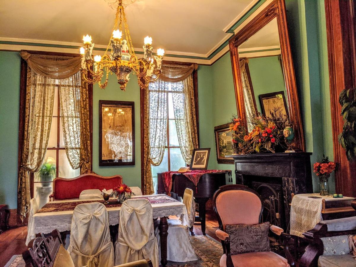 Bed & Breakfast Parisian Courtyard 3*