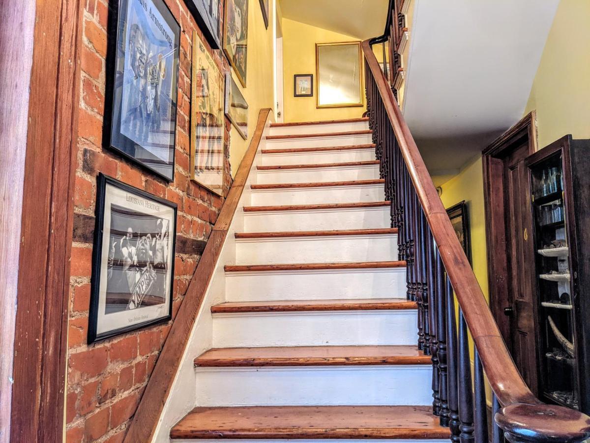 Parisian Courtyard Bed & Breakfast