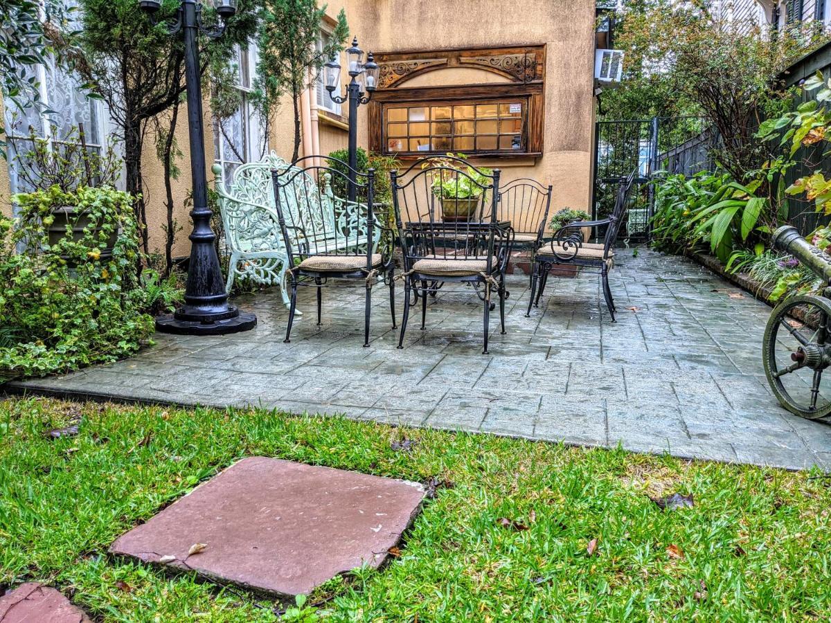 Bed & Breakfast Parisian Courtyard 3*