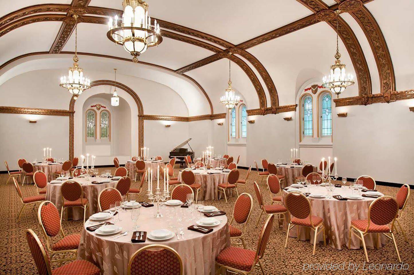 Hilton / St. Charles Avenue