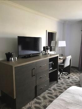 Hotel Express By Marriott 1-10 3*