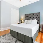Hosteeva Amazing 4 Bedroom Modern With Balcony Near Frnch Quarter * New Orleans