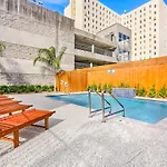 Apartment Hosteeva Amazing 4 Bedroom Modern With Balcony Near Frnch Quarter *