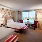 Hotel Caesars New Orleans, A Caesars Destination 4*