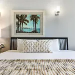 5Br Penthouse Steps To The Streetcar & Fq