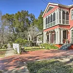 2 Mi To French Quarter Nola Getaway With Porch!