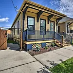 Nola Home 2 Blocks To Streetcar, Cafes And Bars