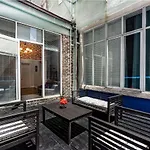 Steps From French Quarter W/ Private Terrace - 12 Guests