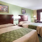 Rodeway & Gentilly 3*