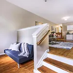 Cozy Historic 2br House 10 Min To French Quarter *