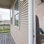 Apartment Downtown Vibrant Gray Loft 2318 *