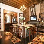 Bed & Breakfast Fleur De Lis Mansion