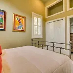 Cozy Getaway Near Magazine Street! *