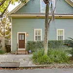 Cozy Getaway Near Magazine Street! Apartment *
