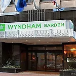Hotel Wyndham Garden Baronne Plaza 3*