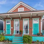 Cute And Cozy 2Bd Home Steps From St Claude Avenue