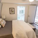 Moon 401 - Half Moon Suite - 2Br - 2 Bath