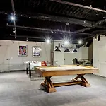 Pet-Friendly Vibrant Condos Near French Quarter