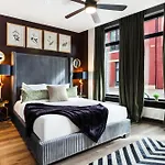 The Pelican By Hosteeva Apartment *