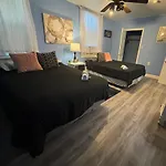 Apartment Cozy 2-bedroom Unit In Beautiful With Wifi, Ac New Orleans