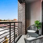 Apartment The Pelican By Hosteeva *