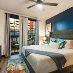 The Pelican By Hosteeva Apartment